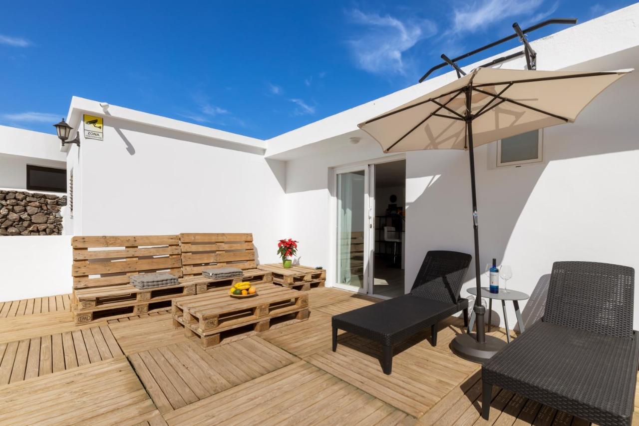 Famara Loft 12 Apartment Exterior photo
